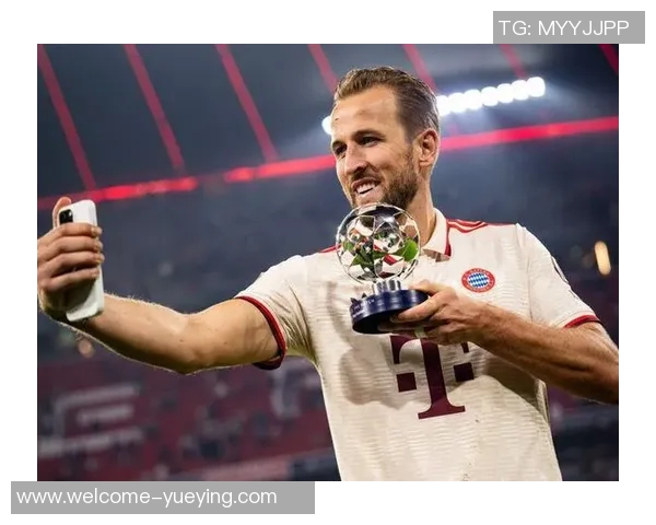 凯恩生涯500球里程碑之战拜仁高层赠送纪念品庆祝荣耀时刻